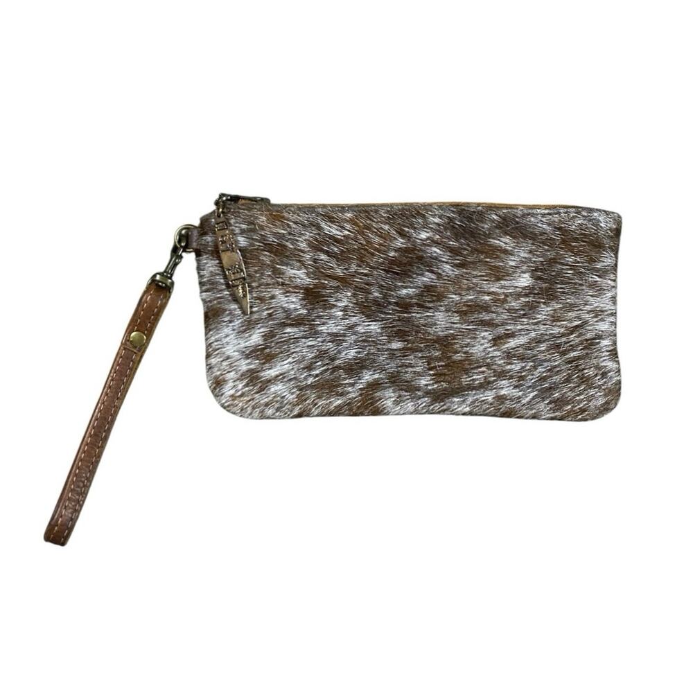 Canoe Handmade Cowhide Leather Wrist Clutch: 9”x4”